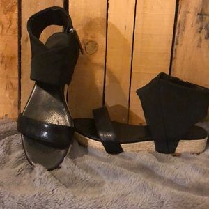 Women’s Black Sandals.